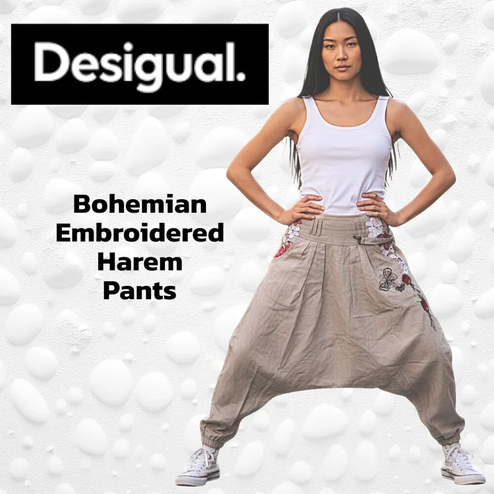 “Beige Butterfly & Bloom Boho Pants – Desigual Size S - 26" waist - Picture 1 of 13